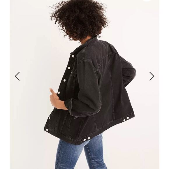 NWOT Madewell Oversized Trucker Jean Jacket in Lunar Wash - Picture 4 of 11